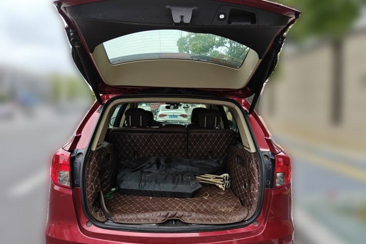 Used Buick Envision 2017 20T Two-Wheel Drive Luxury Model Trunk