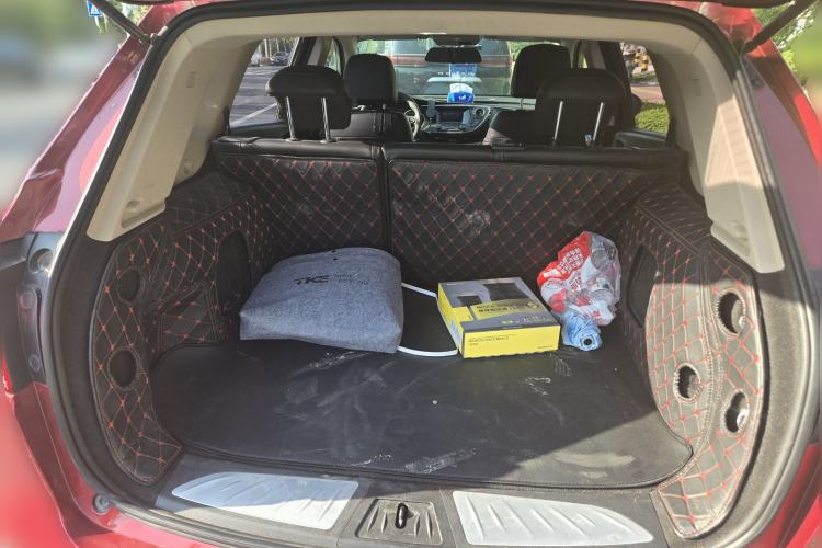 Used Buick Envision 2017 20T Two-Wheel-Drive Tech Edition Trunk