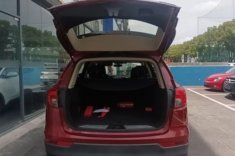 Used Buick Envision 2017 20T Two-Wheel-Drive Tech Edition Trunk