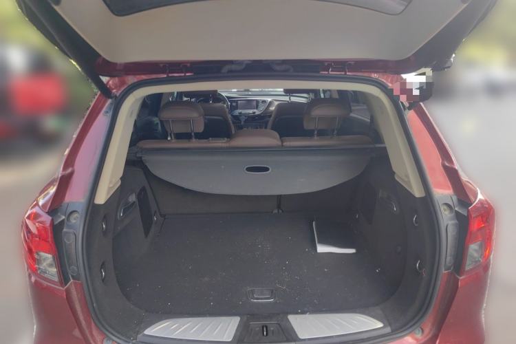 Used Buick Envision 2017 28T Four-Wheel Drive Luxury Model Trunk