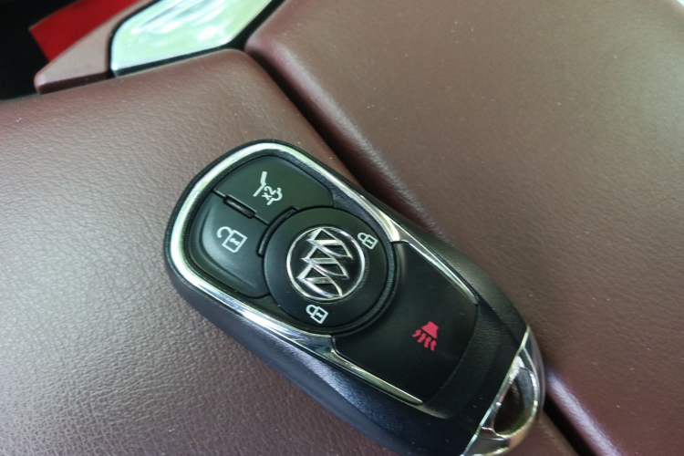 Used Buick Envision 2017 20T Two-Wheel Drive Luxury Model Vehicle Key