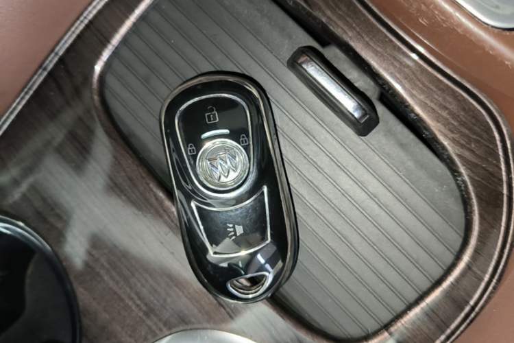 Used Buick Envision 2017 20T Two-Wheel Drive Elite Version Vehicle Key