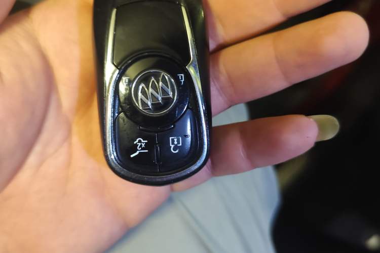 Used Buick Envision 2017 28T Four-Wheel Drive Elite Model Vehicle Key