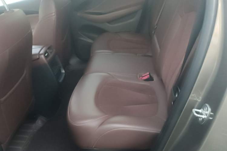 Used Buick Envision 2017 20T Two-Wheel Drive Elite Version Left Rear Seat