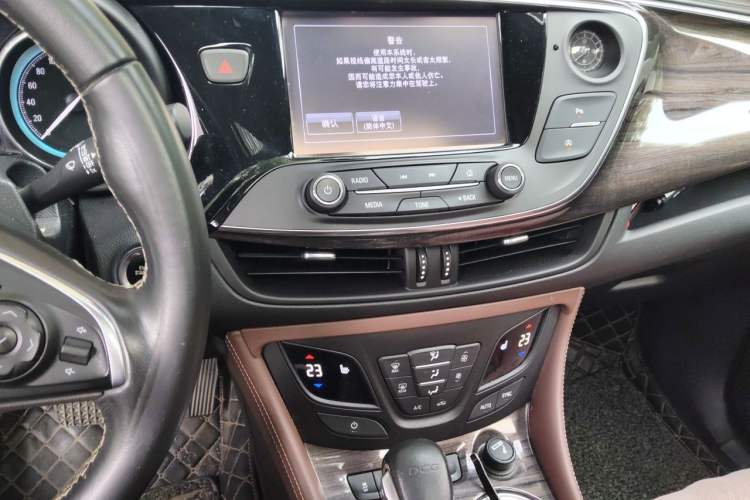 Used Buick Envision 2017 20T Two-Wheel Drive Elite Version Audio And AC Panel