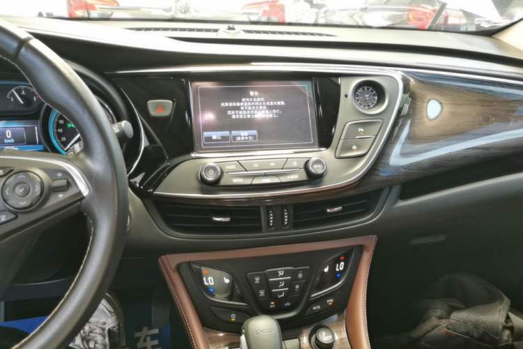 Used Buick Envision 2017 20T Two-Wheel Drive Elite Version Audio And AC Panel