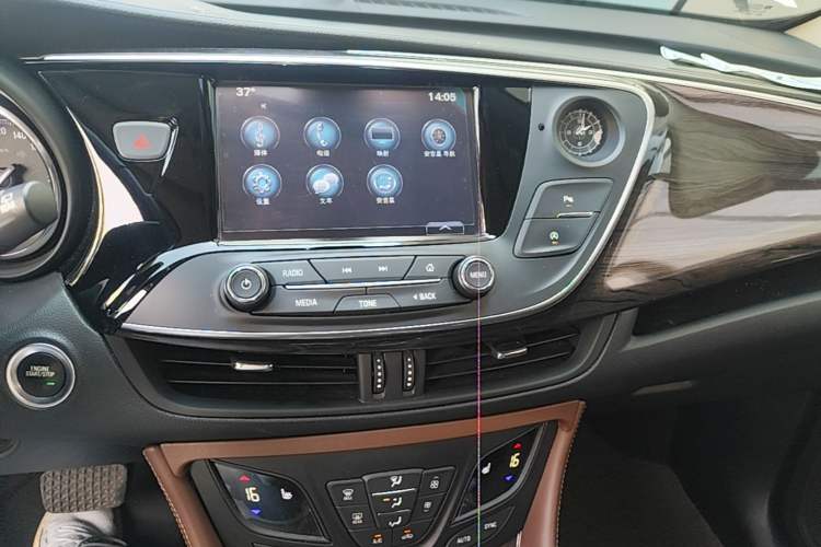 Used Buick Envision 2017 28T Four-Wheel Drive Elite Model Audio And AC Panel