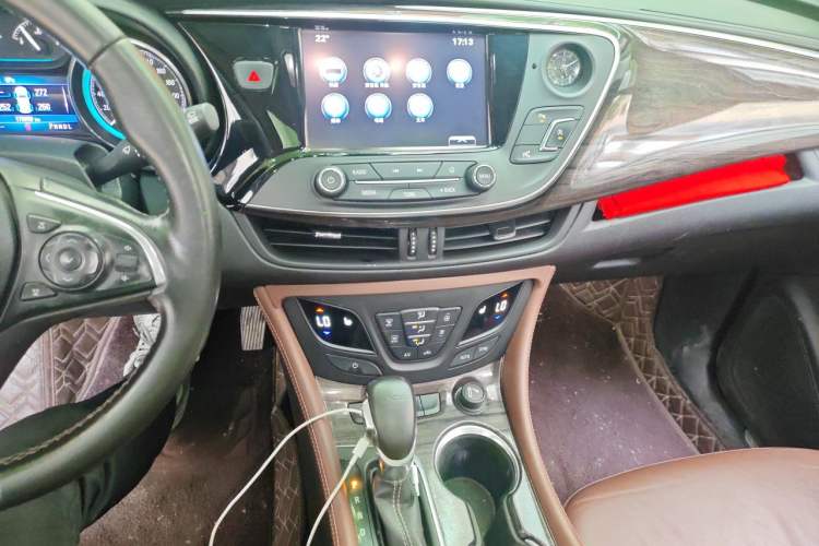 Used Buick Envision 2017 20T Two-Wheel Drive Luxury Model Audio And AC Panel