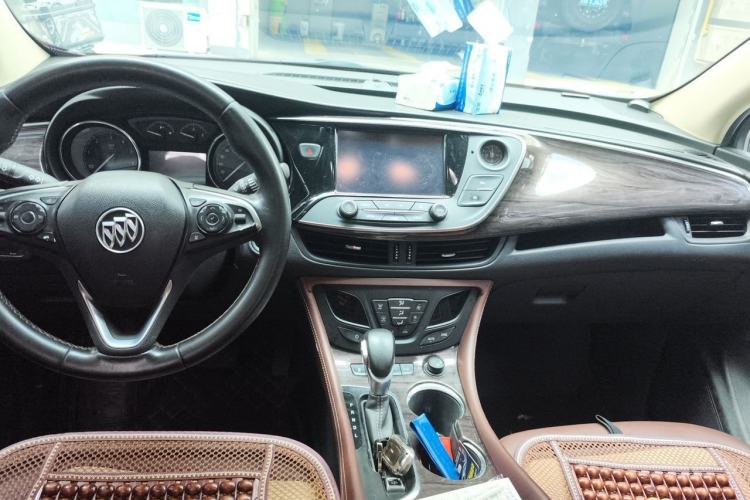 Used Buick Envision 2017 28T Four-Wheel Drive Elite Model Center Console