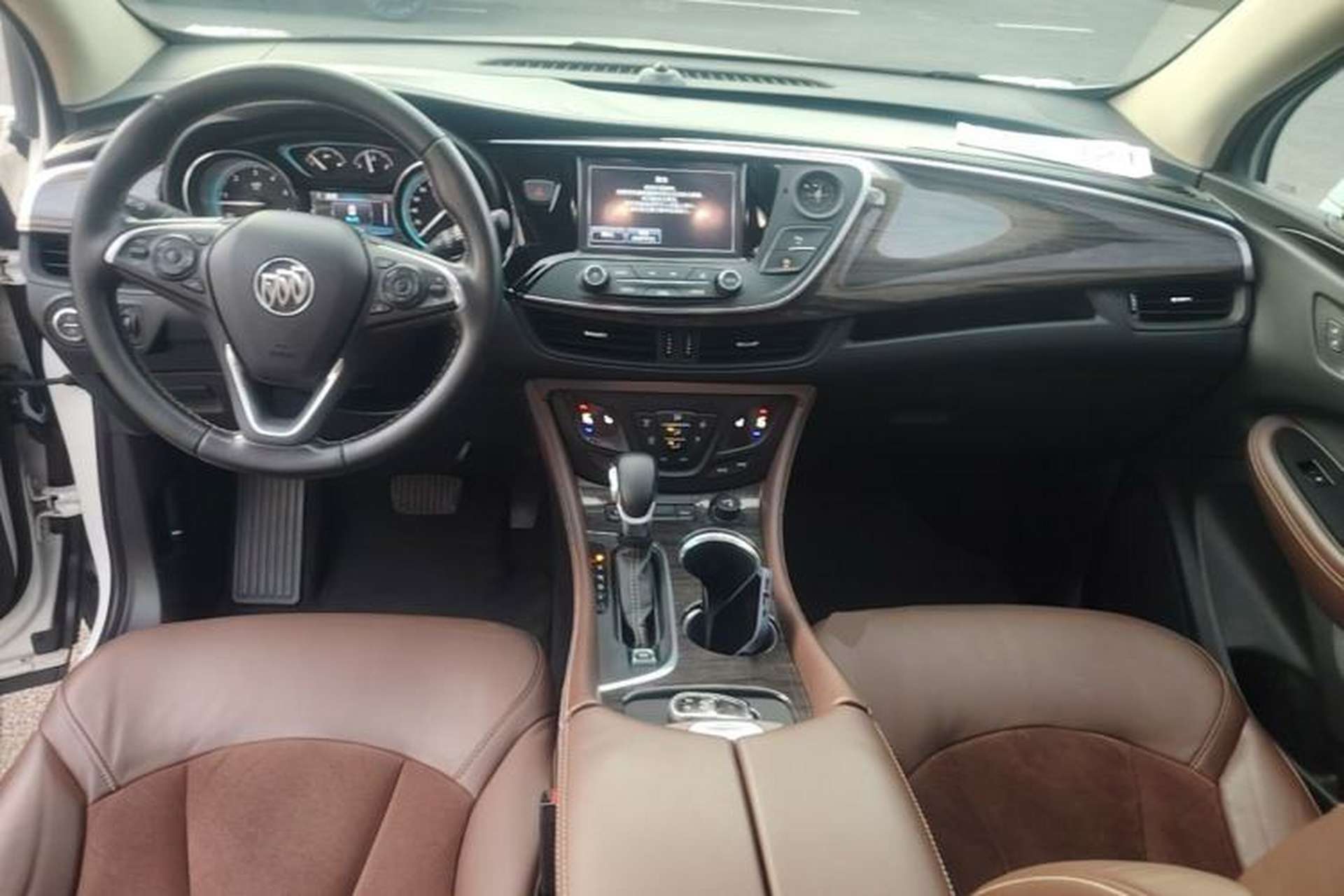 Used Buick Envision 2017 28T Four-Wheel Drive Elite Model Center Console