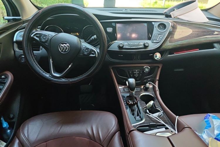 Used Buick Envision 2017 20T Two-Wheel Drive Luxury Model Center Console