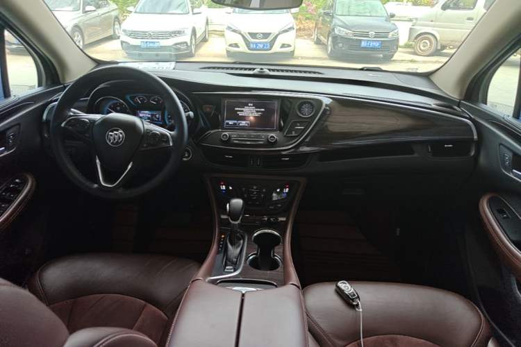 Used Buick Envision 2017 28T Four-Wheel Drive Elite Model Center Console