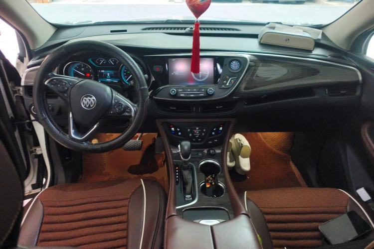 Used Buick Envision 2017 28T Four-Wheel Drive Luxury Model Center Console