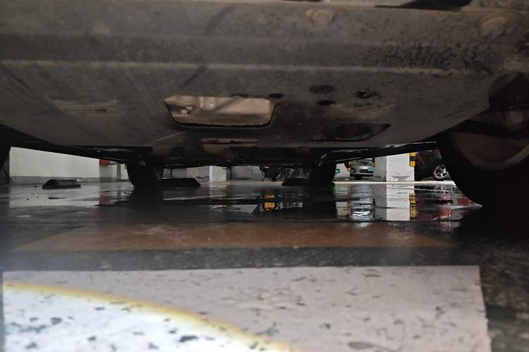 Used Buick Envision 2017 28T Four-Wheel Drive Elite Model Chassis Front