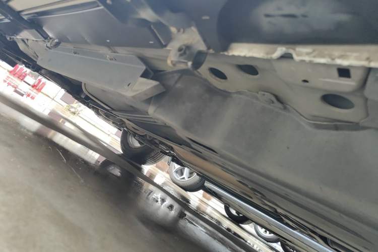 Used Buick Envision 2017 28T Four-Wheel Drive Elite Model Chassis Rear Left