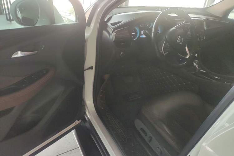 Used Buick Envision 2017 20T Two-Wheel Drive Elite Version Driver Seat