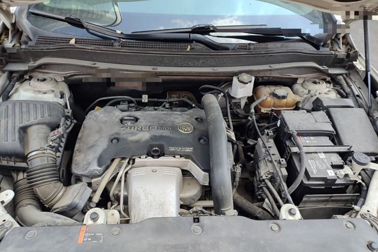 Used Buick Envision 2017 28T Four-Wheel Drive Elite Model Engine Bay