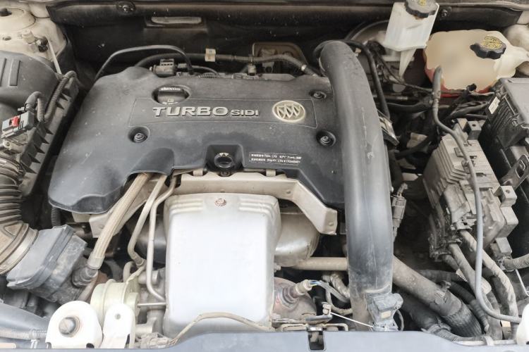 Used Buick Envision 2017 28T Four-Wheel Drive Elite Model Engine Bay