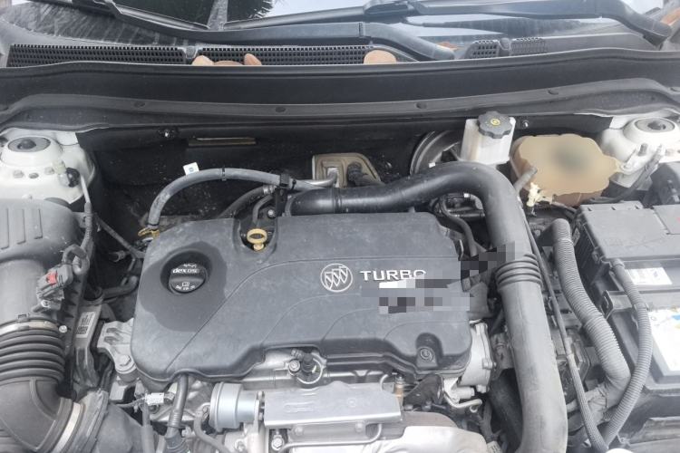 Used Buick Envision 2017 20T Two-Wheel Drive Leading Version Engine Bay