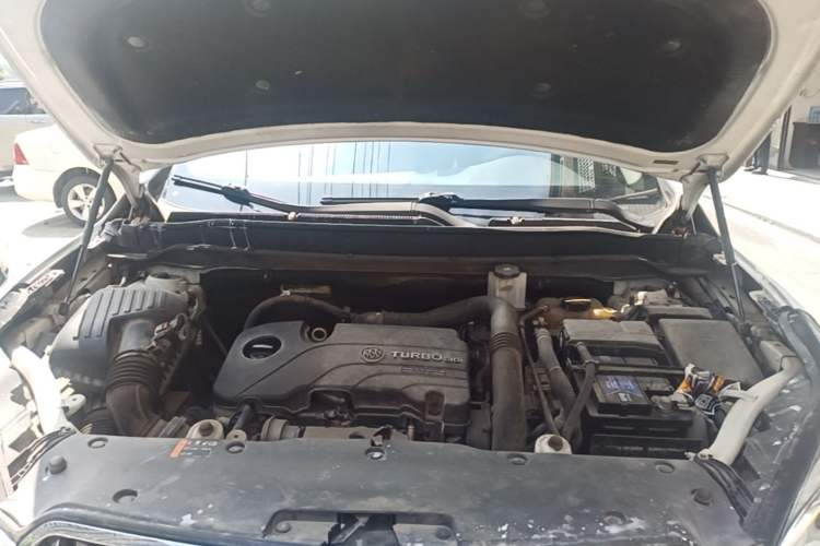Used Buick Envision 2017 20T Two-Wheel Drive Leading Version Engine Bay