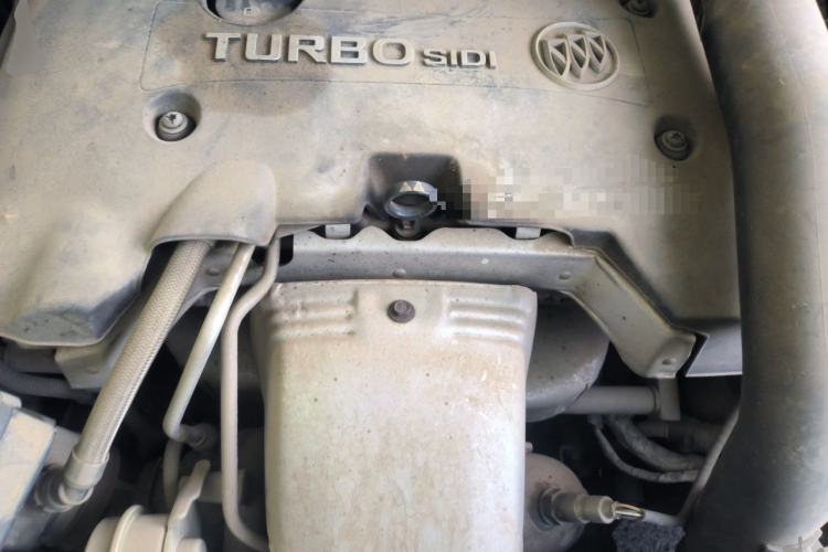 Used Buick Envision 2017 28T Four-Wheel Drive Elite Model Engine Bay