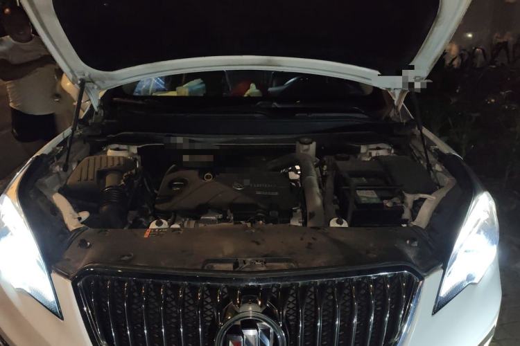 Used Buick Envision 2017 20T Two-Wheel Drive Leading Version Engine Bay