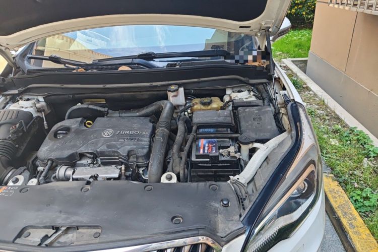 Used Buick Envision 2017 20T Two-Wheel Drive Luxury Model Engine Bay Left
