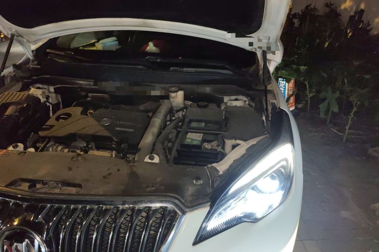 Used Buick Envision 2017 20T Two-Wheel Drive Leading Version Engine Bay Left