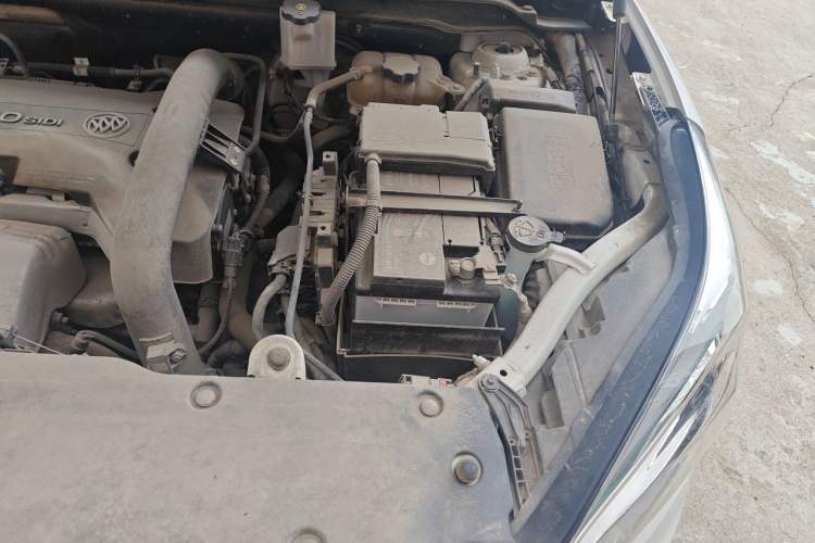 Used Buick Envision 2017 28T Four-Wheel Drive Elite Model Engine Bay Left
