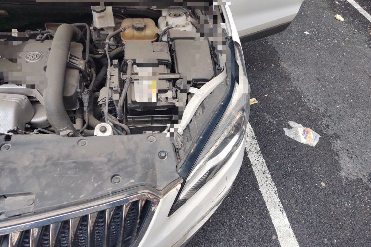 Used Buick Envision 2017 28T Four-Wheel Drive Elite Model Engine Bay Left