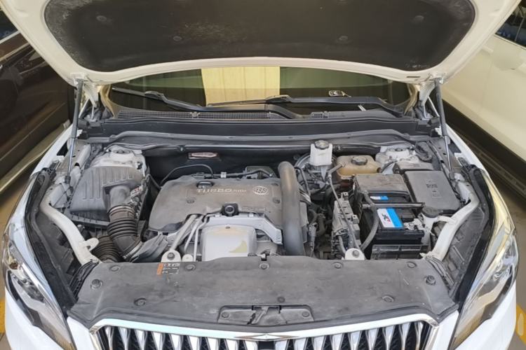 Used Buick Envision 2017 28T Four-Wheel Drive Elite Model Engine Bay
