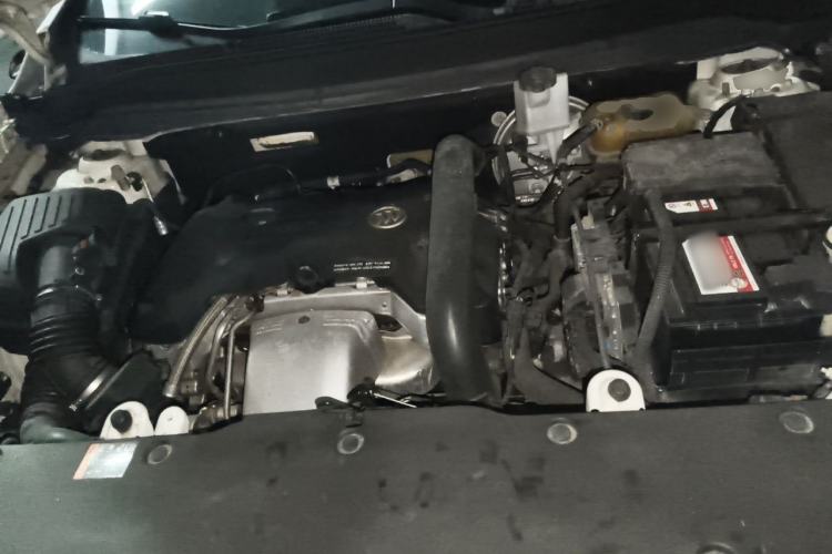 Used Buick Envision 2017 28T Four-Wheel Drive Elite Model Engine Bay