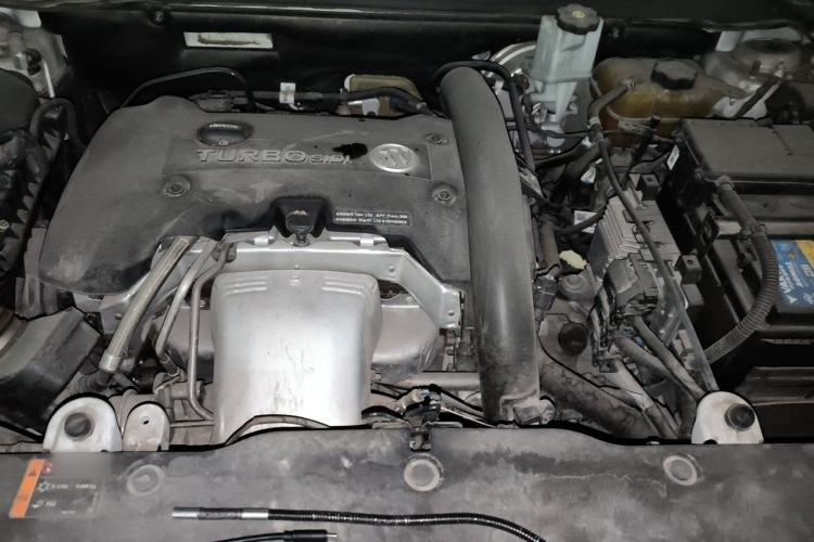 Used Buick Envision 2017 28T Four-Wheel Drive Elite Model Engine Bay