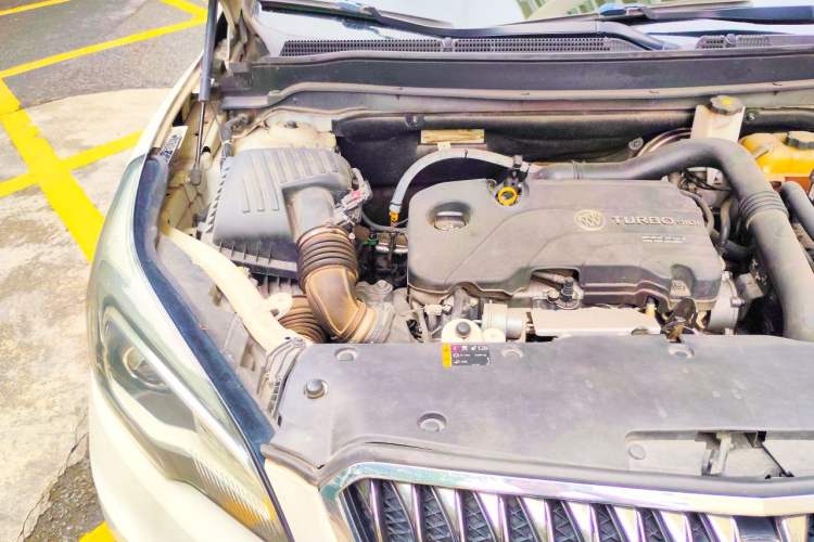 Used Buick Envision 2017 20T Two-Wheel Drive Leading Version Engine Bay Right