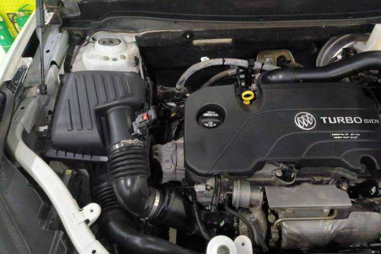 Used Buick Envision 2017 20T Two-Wheel Drive Luxury Model Engine Bay Right
