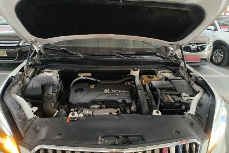 Used Buick Envision 2017 20T Two-Wheel Drive Luxury Model Engine Bay