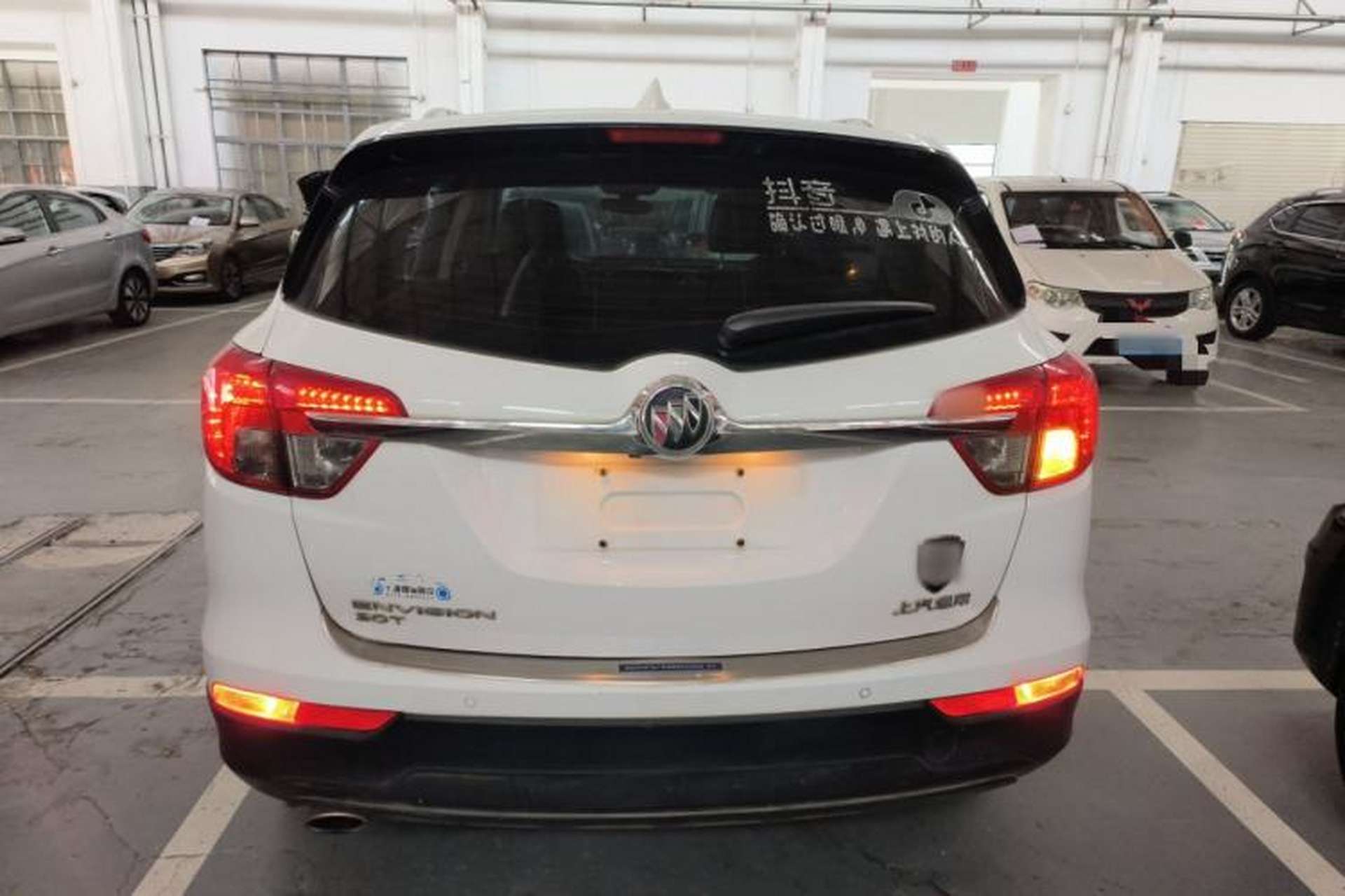 Used Buick Envision 2017 20T Two-Wheel Drive Luxury Model Exterior 4