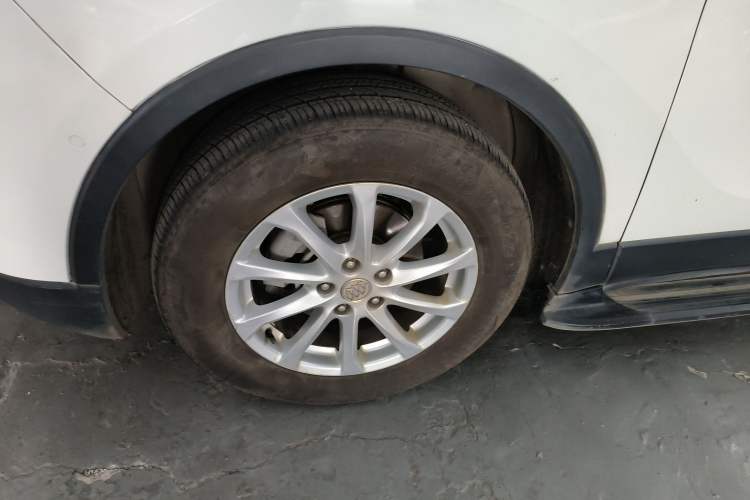 Used Buick Envision 2017 20T Two-Wheel Drive Luxury Model Exterior 7