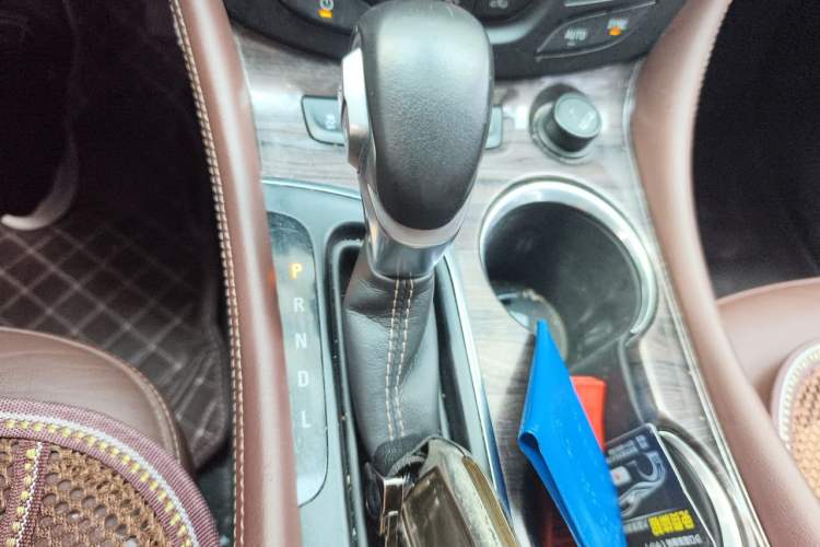 Used Buick Envision 2017 28T Four-Wheel Drive Elite Model Gear Lever