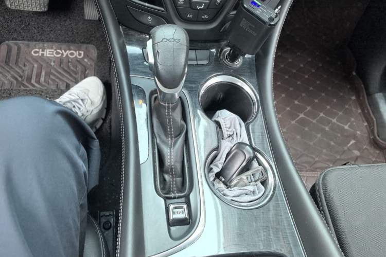 Used Buick Envision 2017 20T Two-Wheel Drive Leading Version Gear Lever