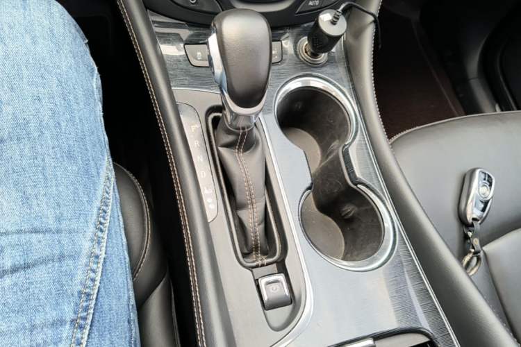 Used Buick Envision 2017 28T Four-Wheel Drive Elite Model Gear Lever