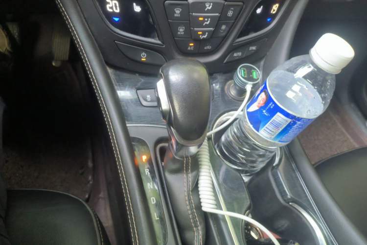 Used Buick Envision 2017 28T Four-Wheel Drive Elite Model Gear Lever