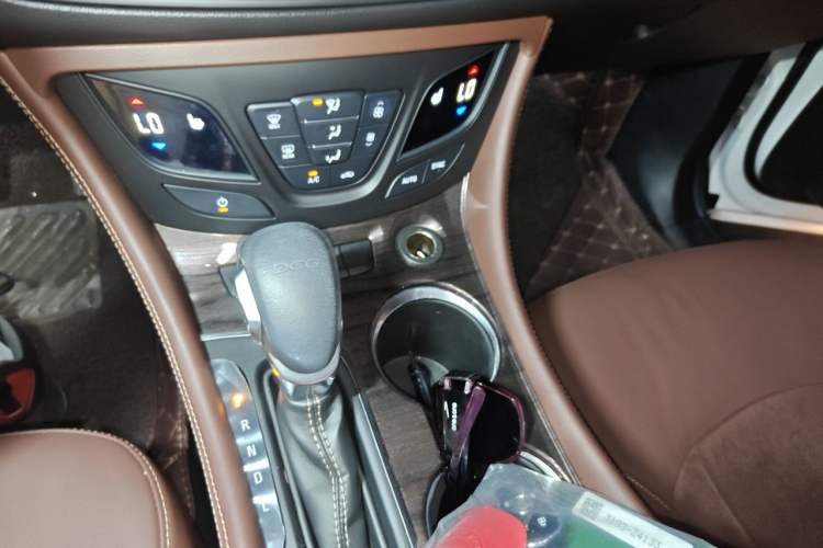 Used Buick Envision 2017 20T Two-Wheel Drive Luxury Model Gear Lever