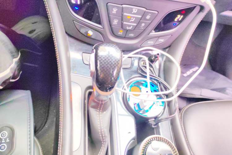 Used Buick Envision 2017 20T Two-Wheel Drive Leading Version Gear Lever