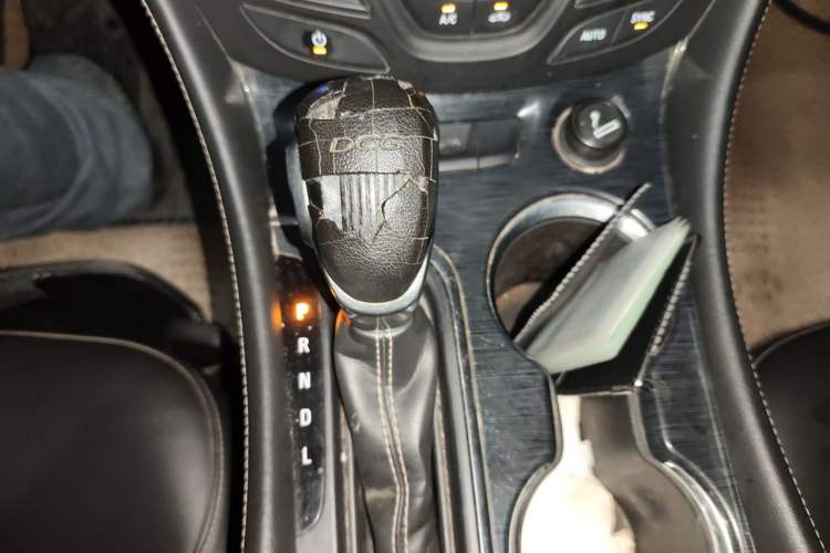 Used Buick Envision 2017 20T Two-Wheel Drive Leading Version Gear Lever