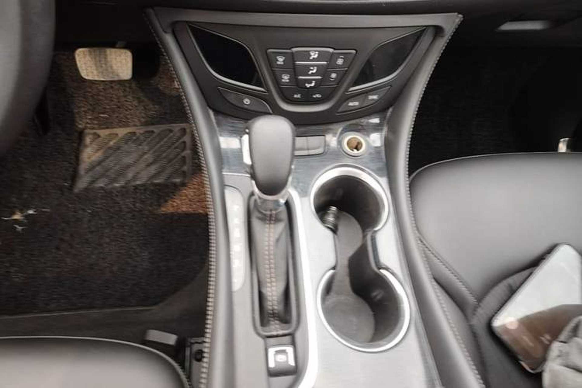 Used Buick Envision 2017 20T Two-Wheel Drive Leading Version Gear Lever