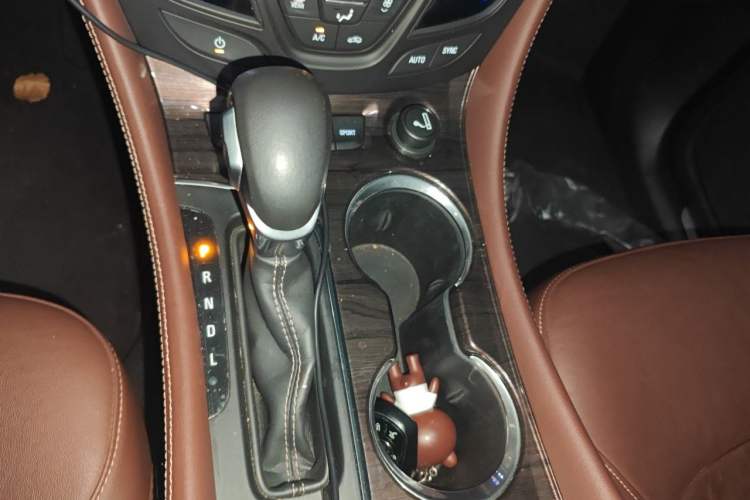 Used Buick Envision 2017 28T Four-Wheel Drive Elite Model Gear Lever