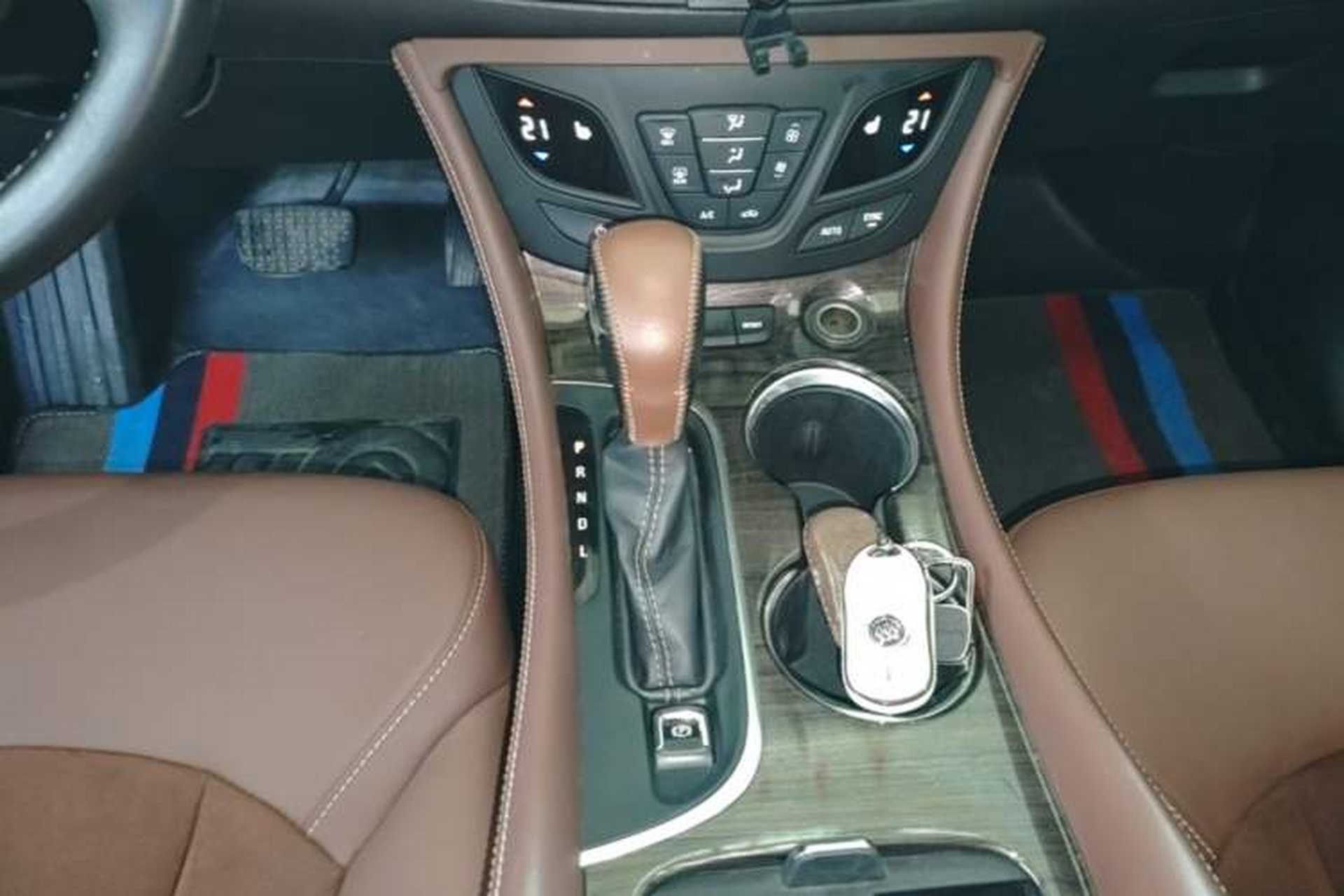 Used Buick Envision 2017 28T Four-Wheel Drive Elite Model Gear Lever
