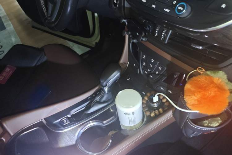 Used Buick Envision 2017 28T Four-Wheel Drive Elite Model Gear Lever