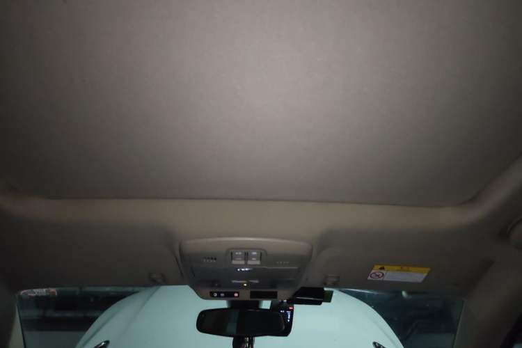 Used Buick Envision 2017 28T Four-Wheel Drive Elite Model Headliner